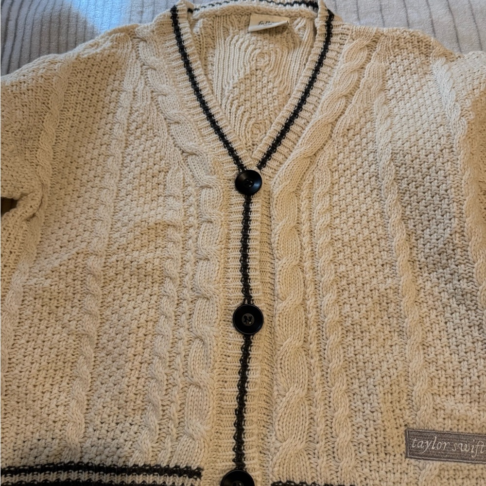 Taylor Swift Cream and Black Cable Knit Cardigan
